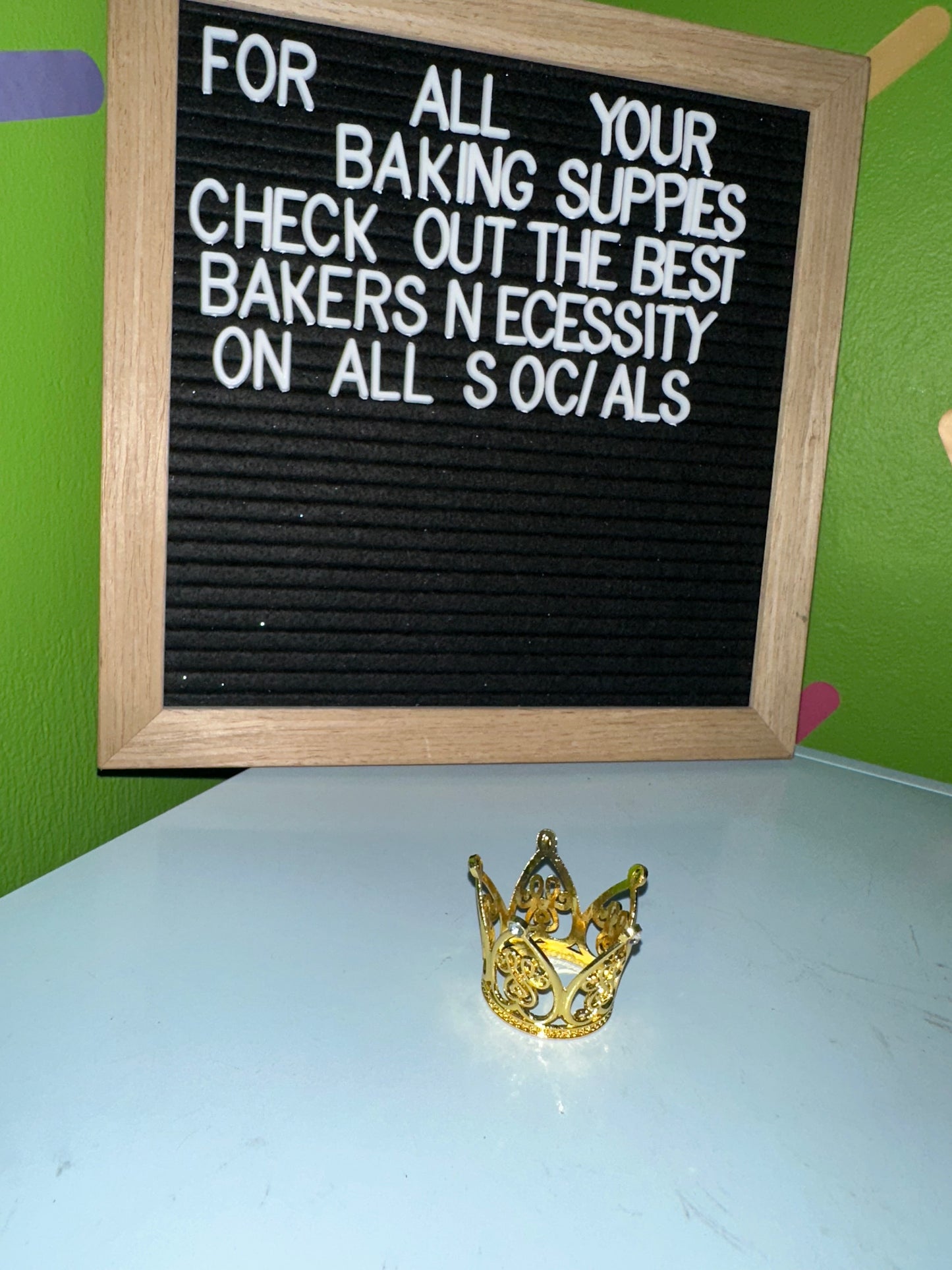 Mini Cupcake Crown