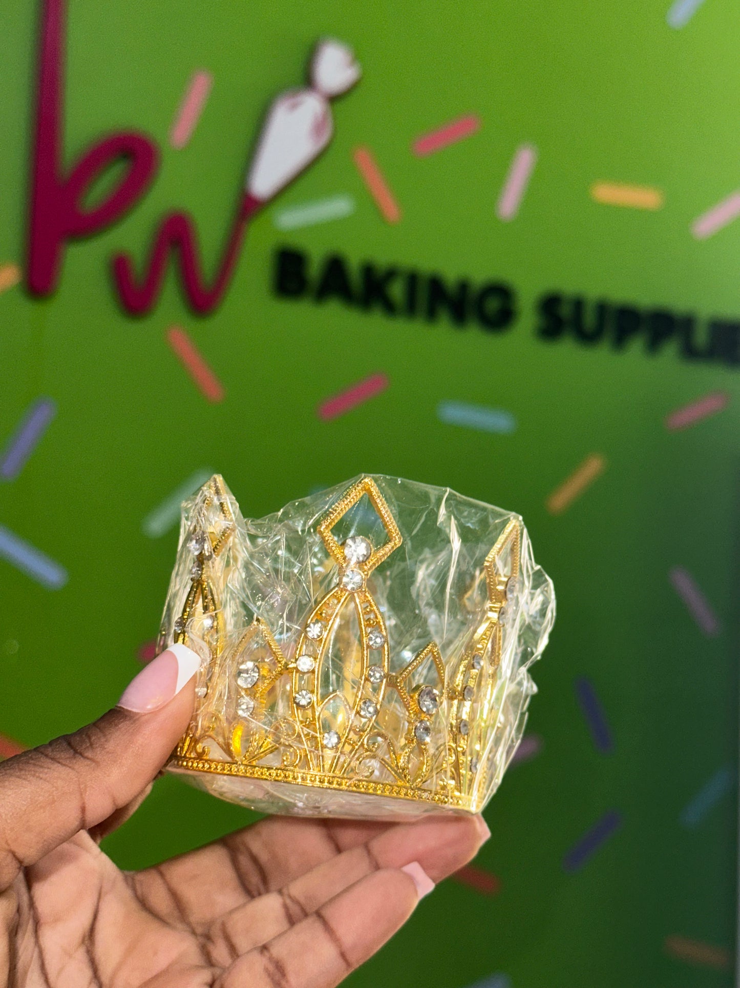 Duke of Hastings Diamond Medium Cake Crown