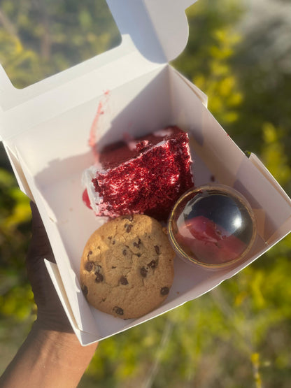 Small Cake Sale  Combo