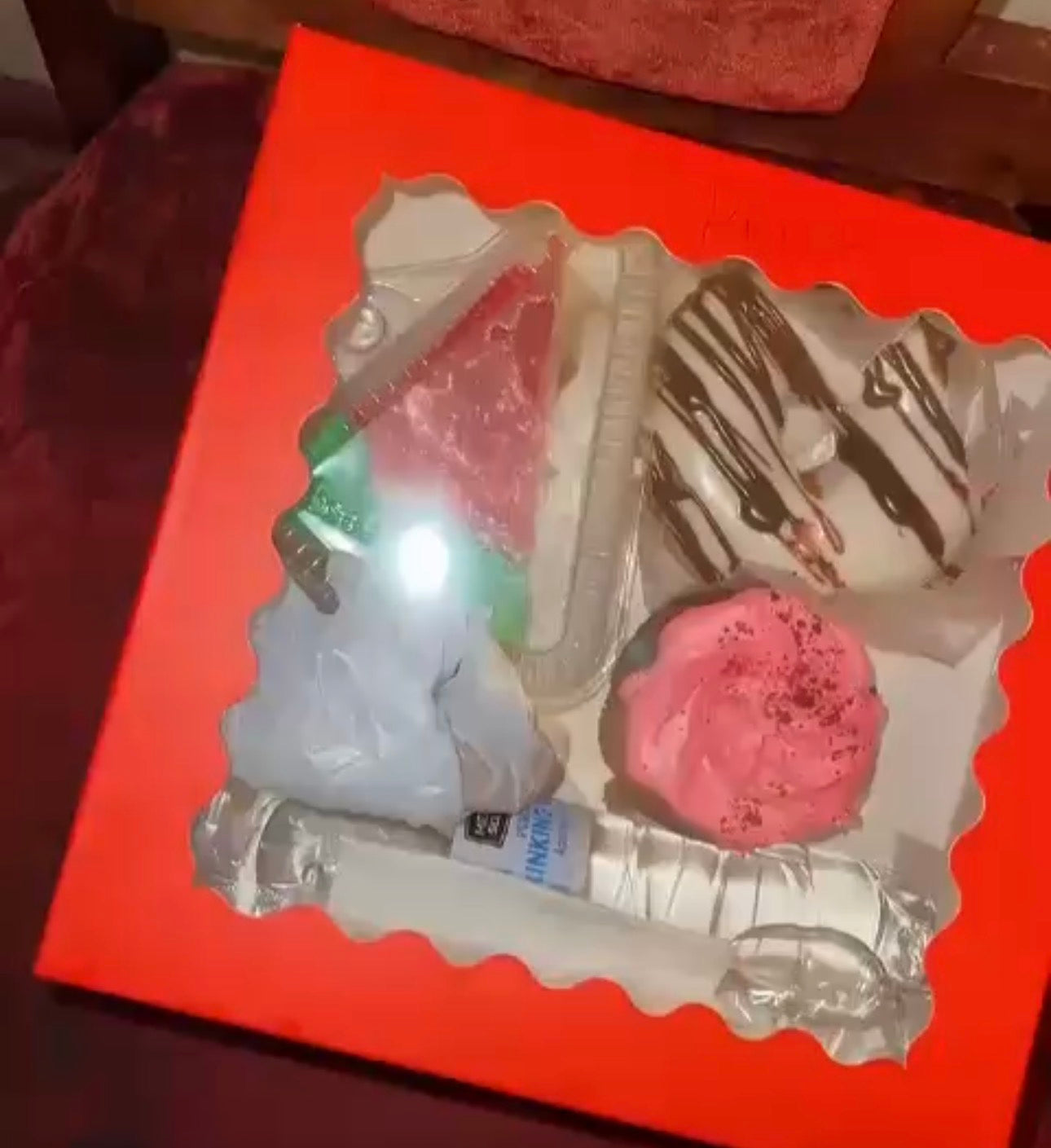 2XL Cake Sale Box