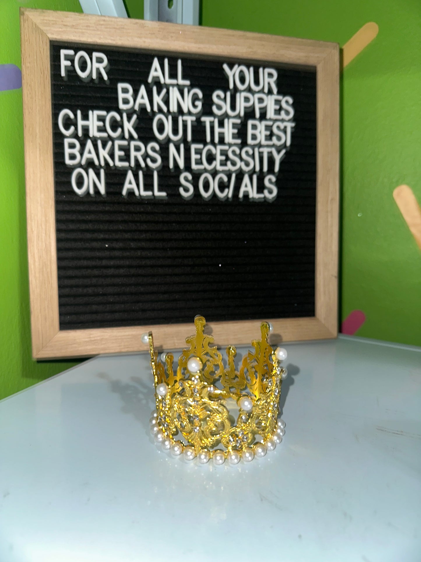 Pearl Cake Crown